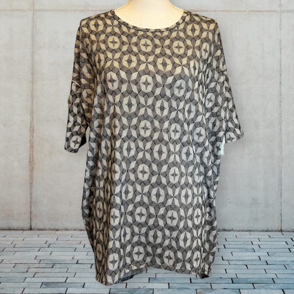 LuLaRoe NWT Irma, S - Picture 1 of 6